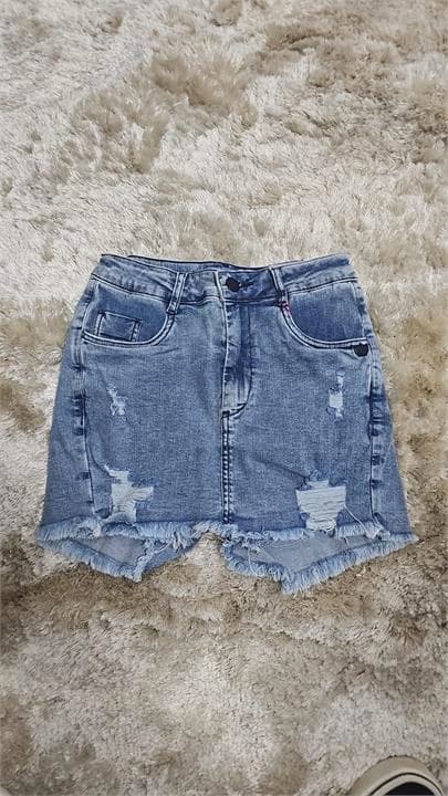 SHORT SAIA