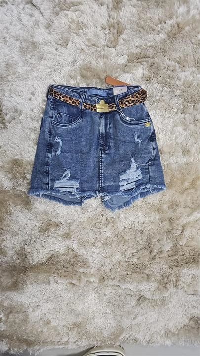 SHORT SAIA COM CINTO