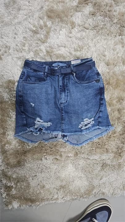 SHORT SAIA COM CINTO